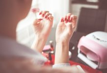 manicure hybrydowy