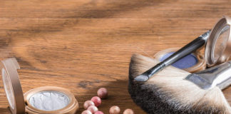 Jak utrwalić makijaż oczu?