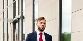 Kto poluje ten zyskuje - sprawdź co warto kupić na poświątecznych wyprzedażach