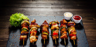 Lżejsze grillowanie – sprawdź najlepsze przepisy