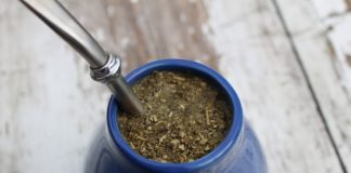 W jaki sposób pić yerba mate?