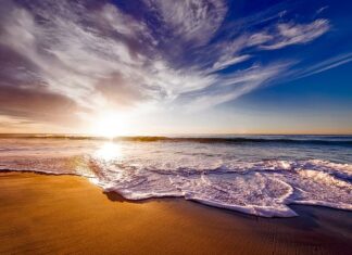 Co daje picie 4 litrów wody dziennie?