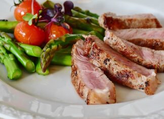 Czy mięso na kiełbasę może być mrożone?