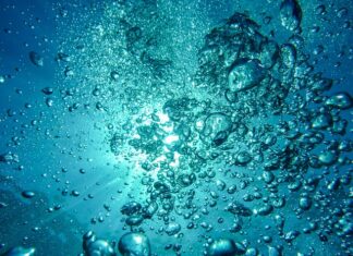 Jak pozbyć się powietrza z kiełbasy?