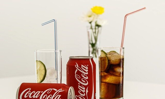 Dlaczego Coca-Cola tak się nazywa? Dlaczego Coca-Cola tak się nazywa?